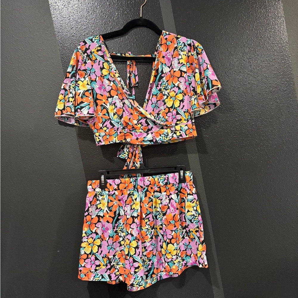 SHEIN Multicolor Floral Set